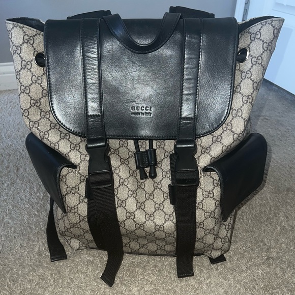 Gucci Soft GG Supreme Backpack - Picture 1 of 8